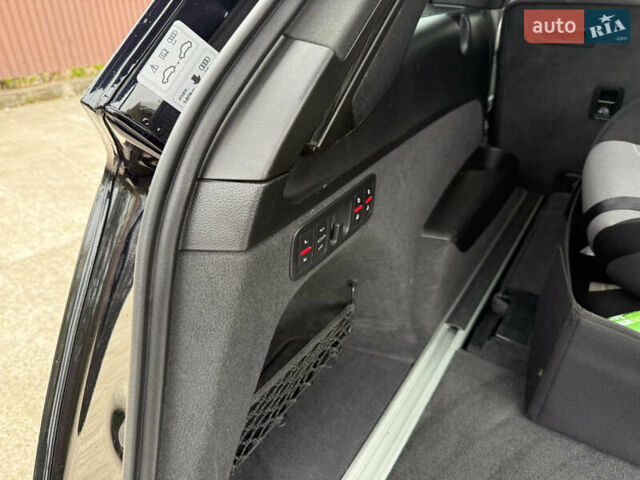 Чорний Ауді SQ7, об'ємом двигуна 3.96 л та пробігом 236 тис. км за 47900 $, фото 14 на Automoto.ua