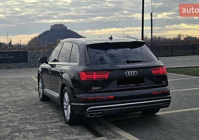 Черный Ауди SQ7, объемом двигателя 3.96 л и пробегом 343 тыс. км за 32999 $, фото 22 на Automoto.ua