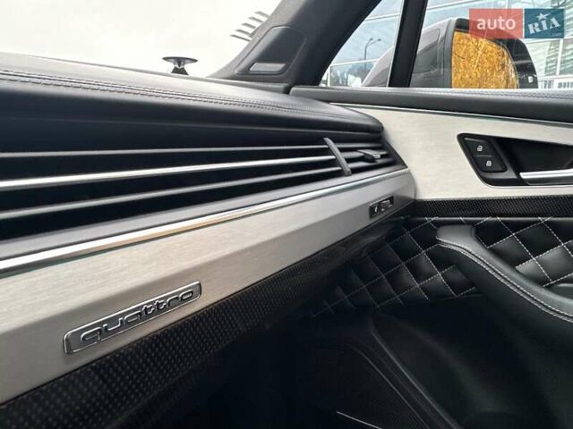 Черный Ауди SQ7, объемом двигателя 3.96 л и пробегом 157 тыс. км за 49900 $, фото 82 на Automoto.ua