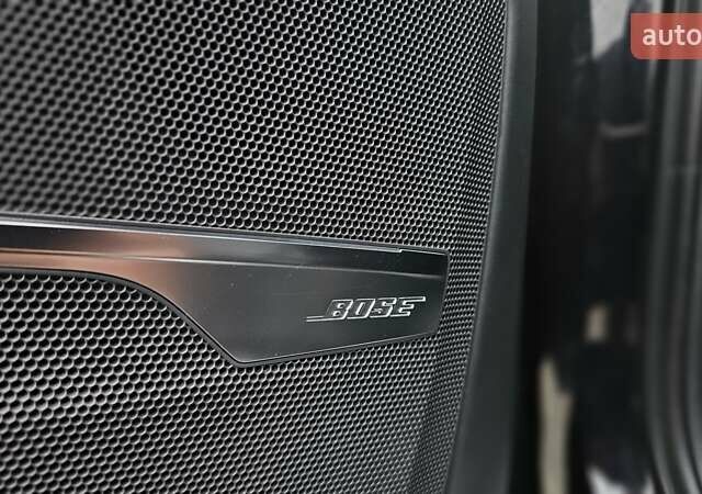 Черный Ауди SQ7, объемом двигателя 3.96 л и пробегом 343 тыс. км за 32999 $, фото 55 на Automoto.ua