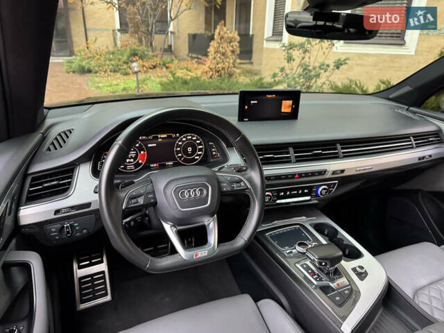 Чорний Ауді SQ7, об'ємом двигуна 3.96 л та пробігом 110 тис. км за 58400 $, фото 30 на Automoto.ua