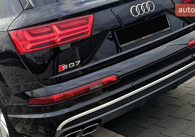 Черный Ауди SQ7, объемом двигателя 3.96 л и пробегом 343 тыс. км за 32999 $, фото 13 на Automoto.ua