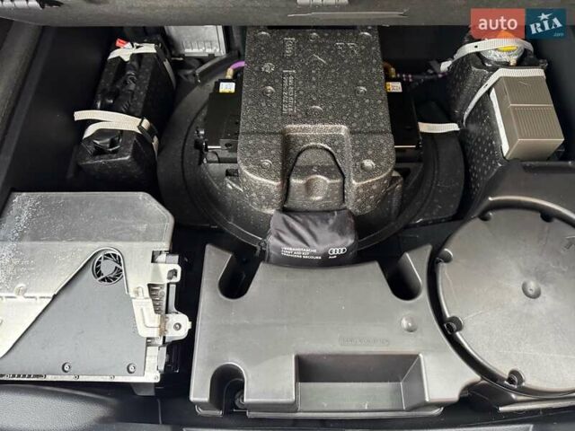 Черный Ауди SQ7, объемом двигателя 3.96 л и пробегом 157 тыс. км за 49900 $, фото 21 на Automoto.ua