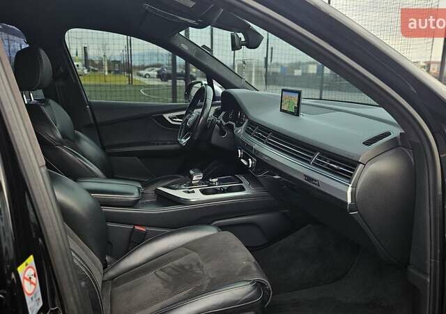Черный Ауди SQ7, объемом двигателя 3.96 л и пробегом 343 тыс. км за 32999 $, фото 67 на Automoto.ua