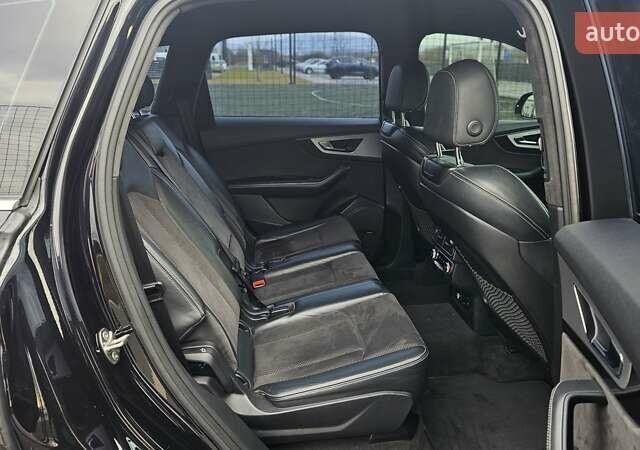 Черный Ауди SQ7, объемом двигателя 3.96 л и пробегом 343 тыс. км за 32999 $, фото 76 на Automoto.ua