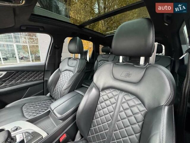 Черный Ауди SQ7, объемом двигателя 3.96 л и пробегом 157 тыс. км за 49900 $, фото 39 на Automoto.ua