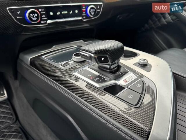 Черный Ауди SQ7, объемом двигателя 3.96 л и пробегом 157 тыс. км за 49900 $, фото 58 на Automoto.ua