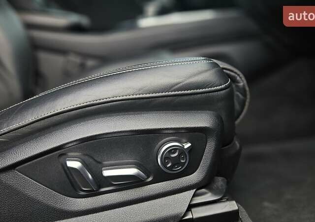 Черный Ауди SQ7, объемом двигателя 3.96 л и пробегом 343 тыс. км за 32999 $, фото 69 на Automoto.ua