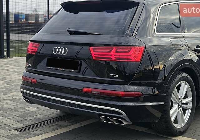 Черный Ауди SQ7, объемом двигателя 3.96 л и пробегом 343 тыс. км за 32999 $, фото 12 на Automoto.ua