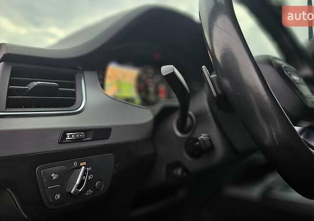 Черный Ауди SQ7, объемом двигателя 3.96 л и пробегом 343 тыс. км за 32999 $, фото 56 на Automoto.ua