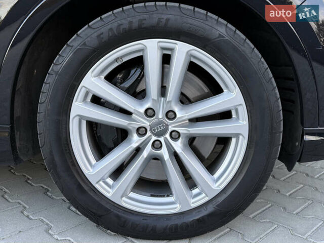 Черный Ауди SQ7, объемом двигателя 3.96 л и пробегом 343 тыс. км за 35500 $, фото 9 на Automoto.ua