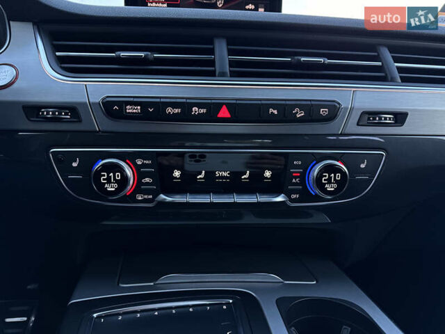 Черный Ауди SQ7, объемом двигателя 3.96 л и пробегом 343 тыс. км за 35500 $, фото 32 на Automoto.ua