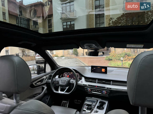 Чорний Ауді SQ7, об'ємом двигуна 3.96 л та пробігом 110 тис. км за 58400 $, фото 41 на Automoto.ua