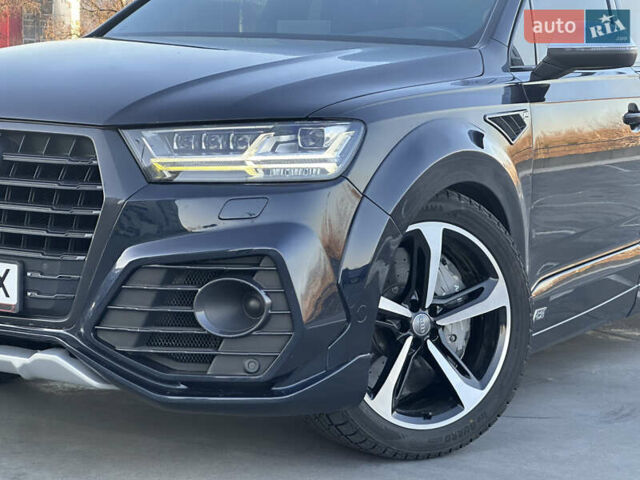 Чорний Ауді SQ7, об'ємом двигуна 4 л та пробігом 170 тис. км за 53000 $, фото 12 на Automoto.ua