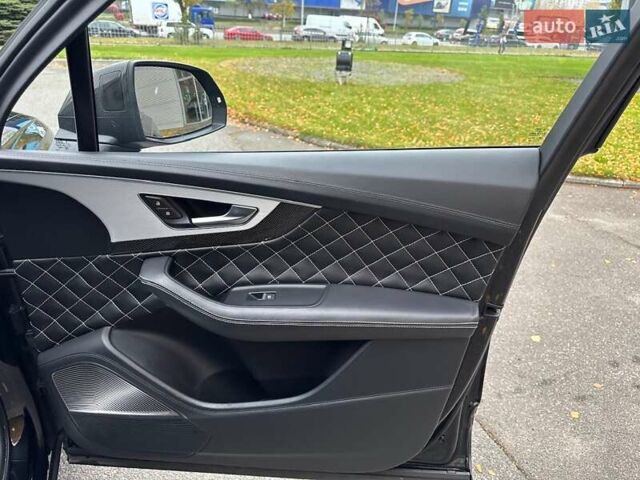 Черный Ауди SQ7, объемом двигателя 3.96 л и пробегом 157 тыс. км за 49900 $, фото 97 на Automoto.ua