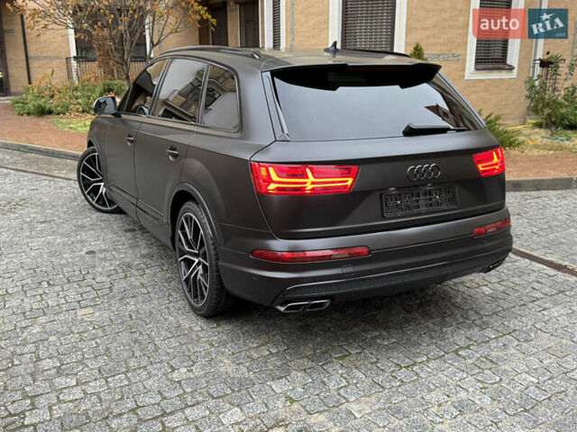Чорний Ауді SQ7, об'ємом двигуна 3.96 л та пробігом 110 тис. км за 58400 $, фото 8 на Automoto.ua