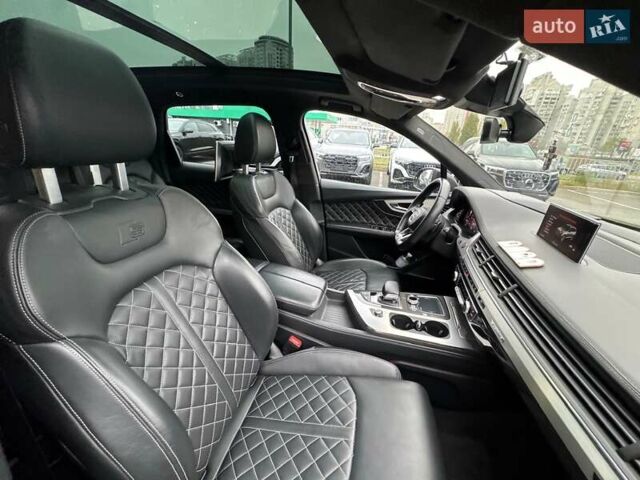 Черный Ауди SQ7, объемом двигателя 3.96 л и пробегом 157 тыс. км за 49900 $, фото 99 на Automoto.ua