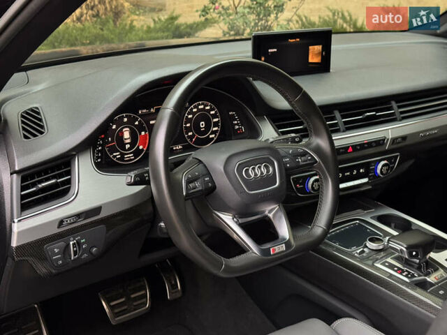 Чорний Ауді SQ7, об'ємом двигуна 3.96 л та пробігом 110 тис. км за 58400 $, фото 22 на Automoto.ua