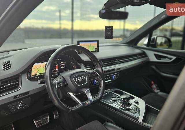 Черный Ауди SQ7, объемом двигателя 3.96 л и пробегом 343 тыс. км за 32999 $, фото 45 на Automoto.ua