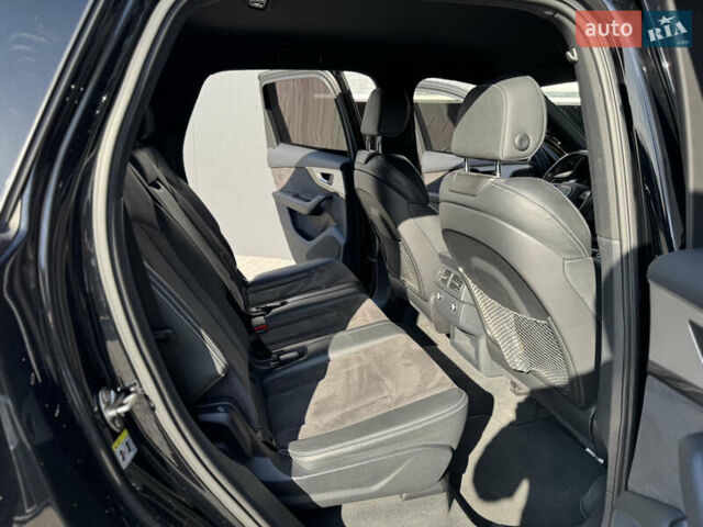 Чорний Ауді SQ7, об'ємом двигуна 3.96 л та пробігом 170 тис. км за 53400 $, фото 48 на Automoto.ua