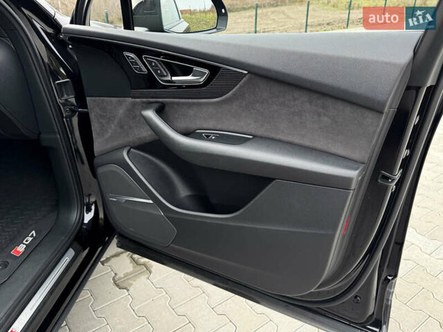 Чорний Ауді SQ7, об'ємом двигуна 3.96 л та пробігом 163 тис. км за 62000 $, фото 25 на Automoto.ua