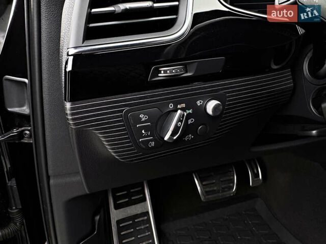 Чорний Ауді SQ7, об'ємом двигуна 3.96 л та пробігом 163 тис. км за 62000 $, фото 83 на Automoto.ua