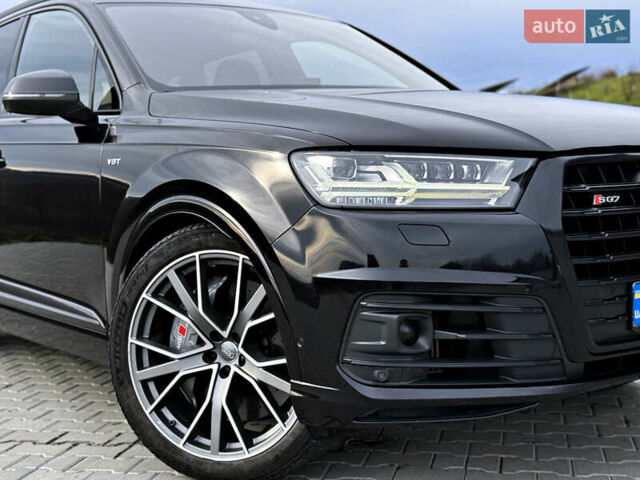Чорний Ауді SQ7, об'ємом двигуна 3.96 л та пробігом 163 тис. км за 62000 $, фото 2 на Automoto.ua
