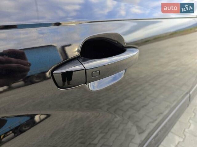 Чорний Ауді SQ7, об'ємом двигуна 3.96 л та пробігом 260 тис. км за 47000 $, фото 54 на Automoto.ua