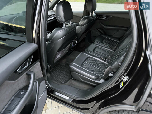 Чорний Ауді SQ7, об'ємом двигуна 3.96 л та пробігом 163 тис. км за 62000 $, фото 62 на Automoto.ua