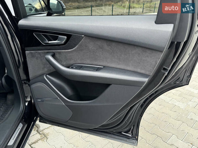 Чорний Ауді SQ7, об'ємом двигуна 3.96 л та пробігом 163 тис. км за 62000 $, фото 22 на Automoto.ua