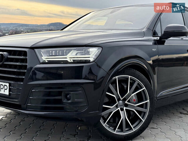 Чорний Ауді SQ7, об'ємом двигуна 3.96 л та пробігом 163 тис. км за 62000 $, фото 81 на Automoto.ua