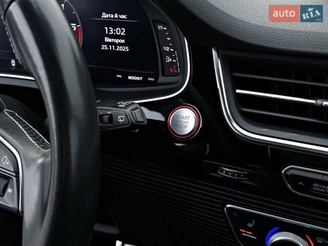 Чорний Ауді SQ7, об'ємом двигуна 3.96 л та пробігом 163 тис. км за 62000 $, фото 5 на Automoto.ua