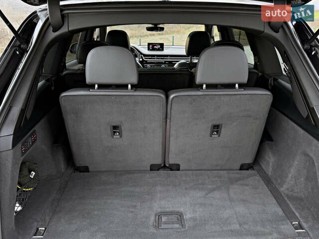 Чорний Ауді SQ7, об'ємом двигуна 3.96 л та пробігом 163 тис. км за 62000 $, фото 15 на Automoto.ua