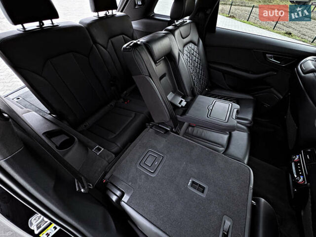 Чорний Ауді SQ7, об'ємом двигуна 3.96 л та пробігом 163 тис. км за 62000 $, фото 37 на Automoto.ua