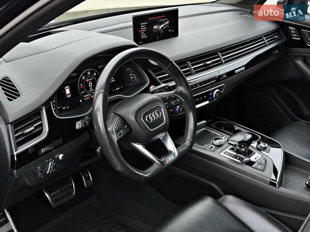 Чорний Ауді SQ7, об'ємом двигуна 3.96 л та пробігом 163 тис. км за 62000 $, фото 84 на Automoto.ua