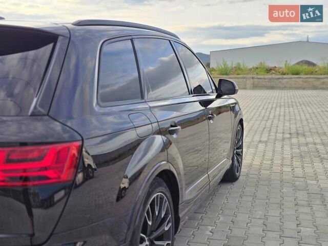 Чорний Ауді SQ7, об'ємом двигуна 3.96 л та пробігом 260 тис. км за 47000 $, фото 53 на Automoto.ua