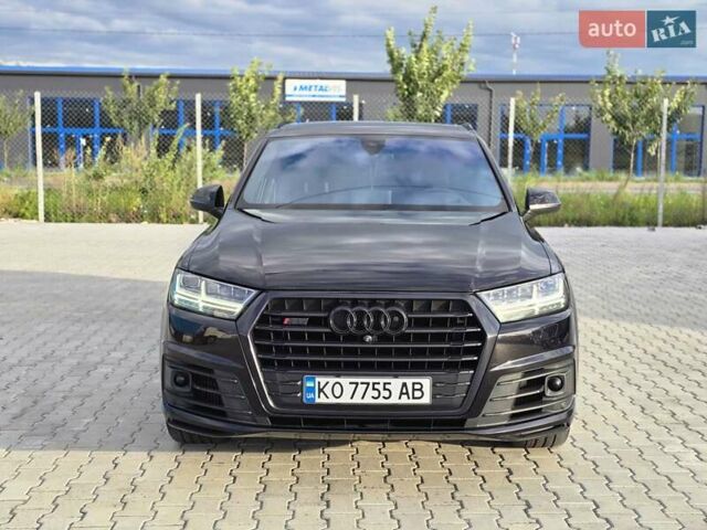 Чорний Ауді SQ7, об'ємом двигуна 3.96 л та пробігом 260 тис. км за 47000 $, фото 49 на Automoto.ua