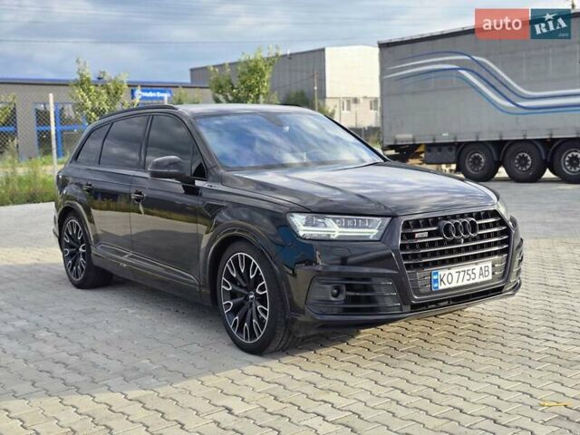 Чорний Ауді SQ7, об'ємом двигуна 3.96 л та пробігом 260 тис. км за 47000 $, фото 51 на Automoto.ua