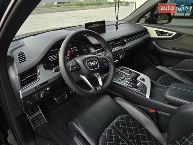 Чорний Ауді SQ7, об'ємом двигуна 3.96 л та пробігом 260 тис. км за 47000 $, фото 64 на Automoto.ua