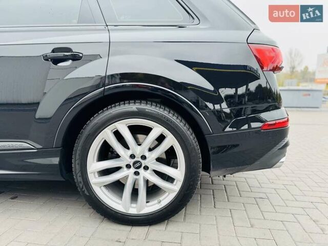 Черный Ауди SQ7, объемом двигателя 3.96 л и пробегом 185 тыс. км за 74950 $, фото 60 на Automoto.ua