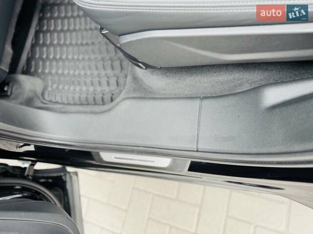 Черный Ауди SQ7, объемом двигателя 3.96 л и пробегом 185 тыс. км за 74950 $, фото 86 на Automoto.ua