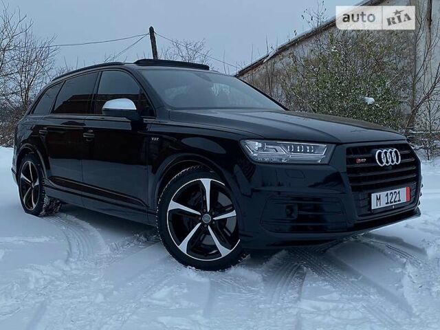 Чорний Ауді SQ7, об'ємом двигуна 4 л та пробігом 94 тис. км за 69999 $, фото 16 на Automoto.ua