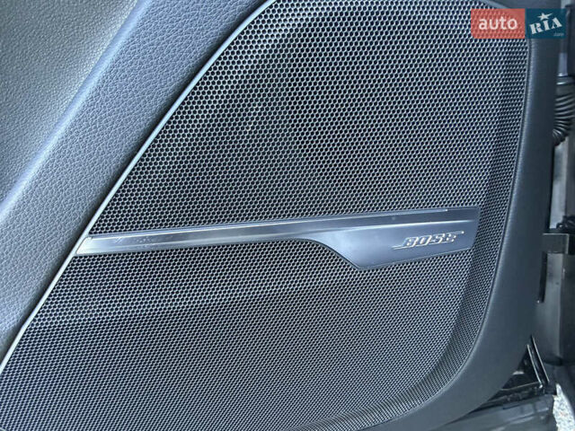 Чорний Ауді SQ7, об'ємом двигуна 3.96 л та пробігом 192 тис. км за 58500 $, фото 17 на Automoto.ua