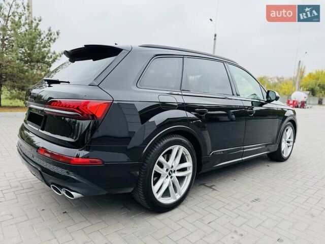 Черный Ауди SQ7, объемом двигателя 3.96 л и пробегом 185 тыс. км за 74950 $, фото 10 на Automoto.ua