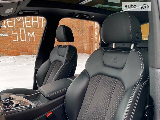 Чорний Ауді SQ7, об'ємом двигуна 4 л та пробігом 94 тис. км за 69999 $, фото 96 на Automoto.ua