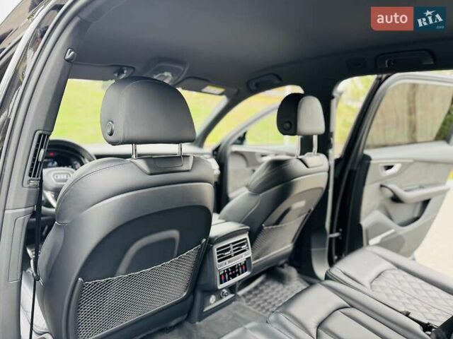 Черный Ауди SQ7, объемом двигателя 3.96 л и пробегом 185 тыс. км за 74950 $, фото 83 на Automoto.ua