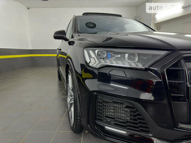 Чорний Ауді SQ7, об'ємом двигуна 4 л та пробігом 67 тис. км за 89999 $, фото 33 на Automoto.ua