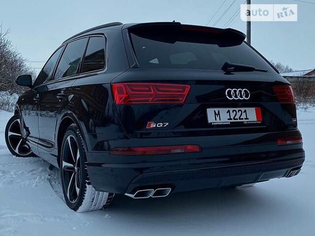 Чорний Ауді SQ7, об'ємом двигуна 4 л та пробігом 94 тис. км за 69999 $, фото 10 на Automoto.ua