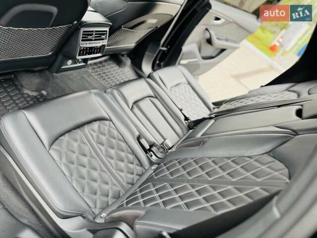 Черный Ауди SQ7, объемом двигателя 3.96 л и пробегом 185 тыс. км за 74950 $, фото 84 на Automoto.ua