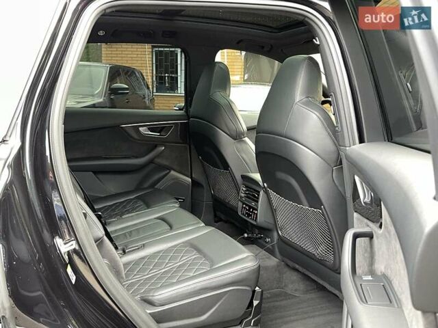Чорний Ауді SQ7, об'ємом двигуна 3.96 л та пробігом 125 тис. км за 83500 $, фото 19 на Automoto.ua